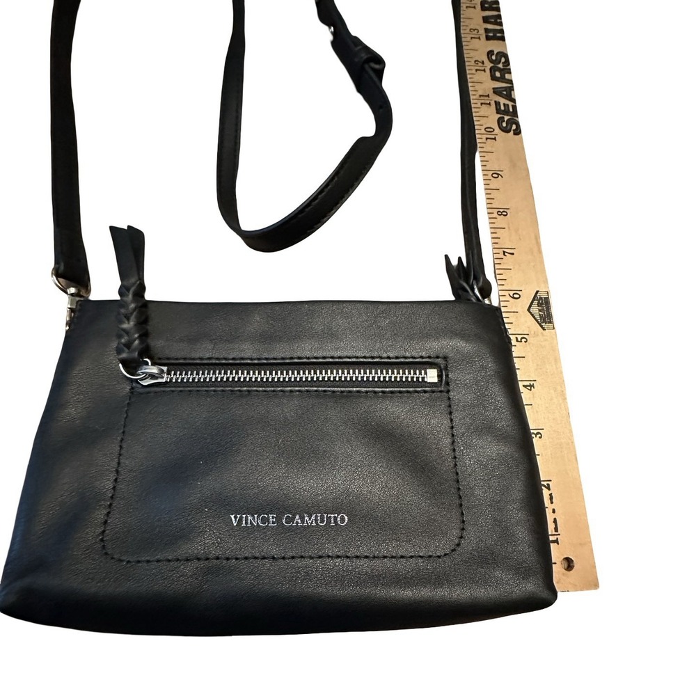 Vince Camuto Black Crossbody Bag Small Pebbled leather Classic Festival Travel - Picture 2 of 7